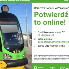 Zielony tramwaj linii 14 z napisem "Górczyn PKM" i numerem 436. Obok instrukcja, jak potwierdzić ulgę metropolitalną online.