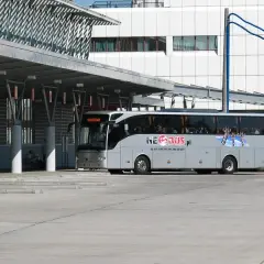 Neobus Sanok: Gdzie dokładnie? Dworzec Bekser Lipińskiego 54