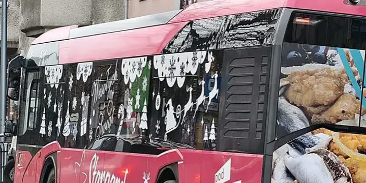 Autobus do Czerwińska nad Wisłą: Skąd odjeżdża? Sprawdź adresy!