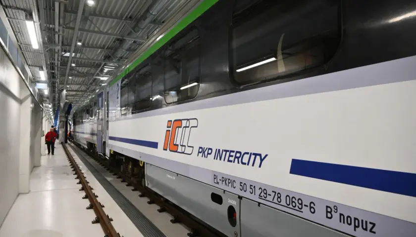PKP Intercity w Białymstoku, planujesz podróż do Warszawy? Sprawdź cenę biletu na ten nowoczesny pociąg.