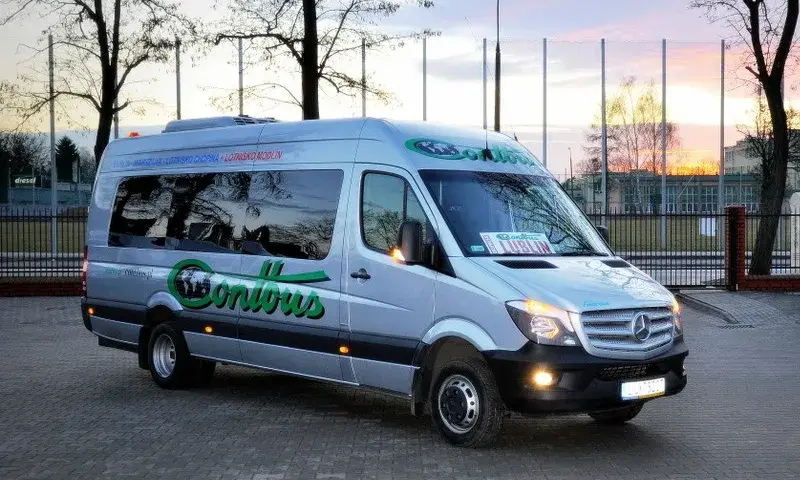 Contbus Warszawa: Skąd odjeżdżają autobusy? Adresy i dojazd