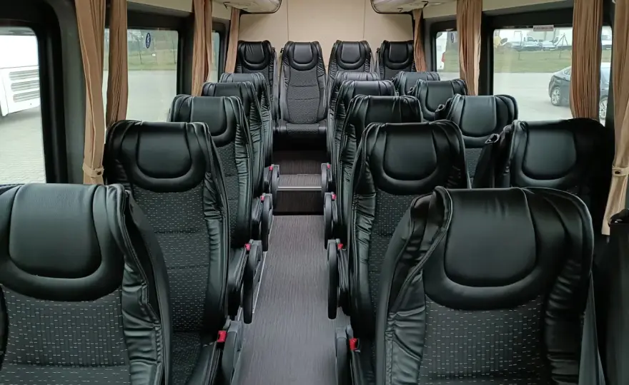 Dojazd Toruń Lotnisko Chopina - Jak wybrać najlepszy transport?