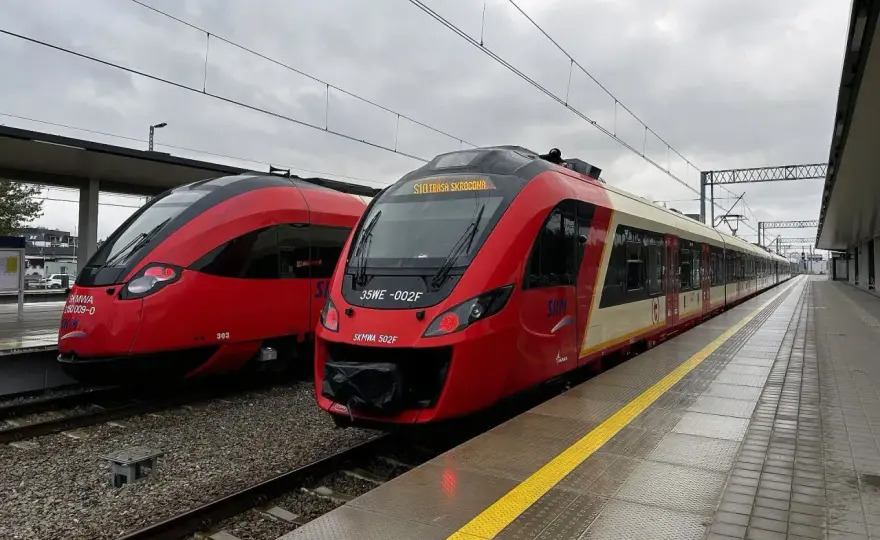 Przebookowanie biletu - Jak zmienić termin bez zbędnych kosztów?