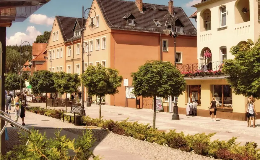 Jelenia Góra - Świeradów-Zdrój: Jak dojechać bez stresu?