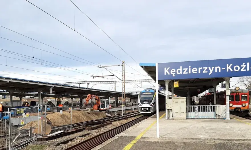 Pociąg z Krzyża: Gdzie się zatrzymuje? Sprawdź trasy i stacje!