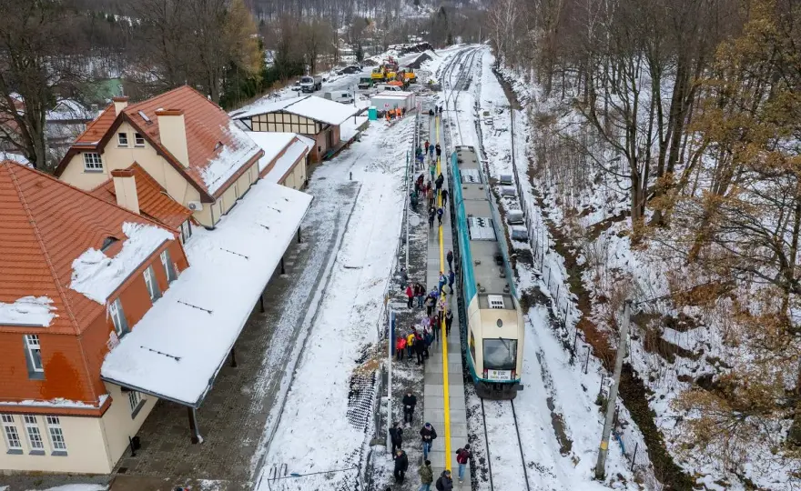 Pociąg do Świeradowa-Zdroju - Jak dojechać sprawnie i bez błędów?