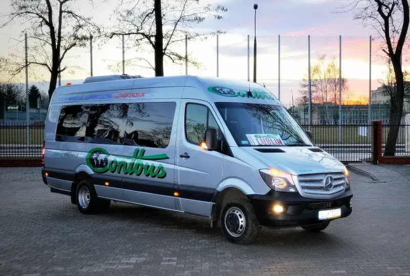 Contbus Warszawa: Skąd odjeżdżają autobusy? Adresy i dojazd
