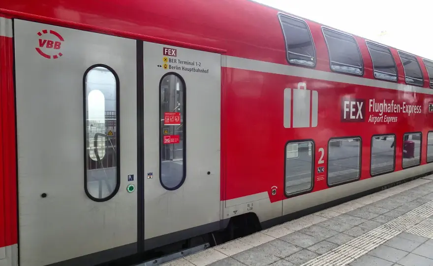 Poznań-Berlin BER - Który dojazd jest naprawdę najlepszy?
