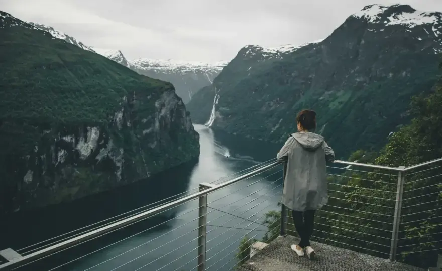 Zimowe fiordy w Norwegii - Jak zaplanować idealny wyjazd?