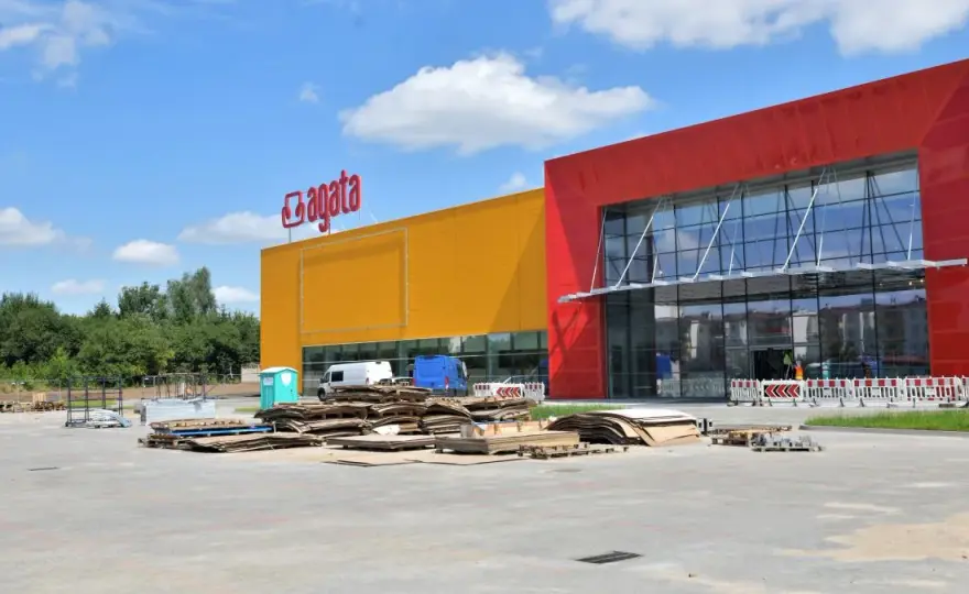 Kiedy otwarto Agata Meble Radom? Data, adres i oferta