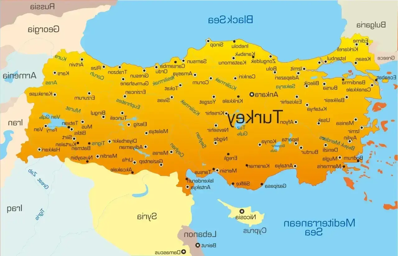 Mapa Turcji z zaznaczonymi miastami, w tym lotniskami.