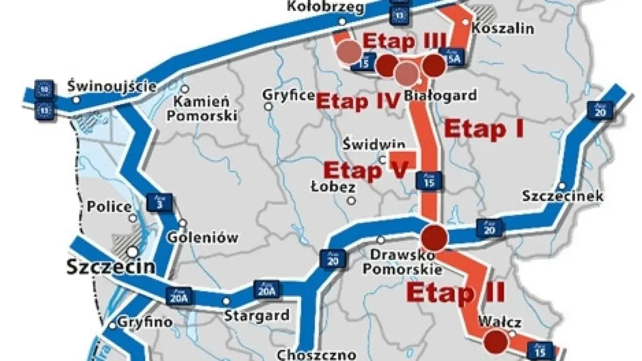Mapa drogowa z etapami budowy, od Świnoujścia przez Białogard do Kołobrzegu i dalej.