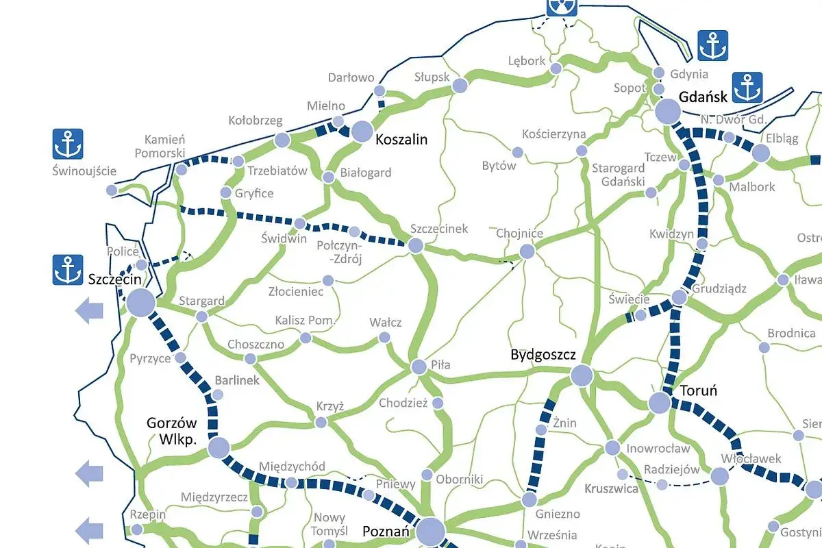 Mapa drogowa Polski z zaznaczonymi trasami, w tym **Darłowo trasa** na wybrzeżu. Widoczne miasta: Koszalin, Szczecin, Gdańsk, Poznań.