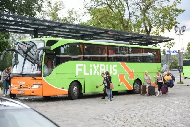 Zdjęcie Flixbus Radom: Gdzie odjeżdża? Dokładny adres i wskazówki!