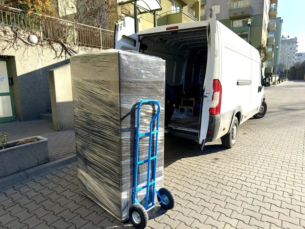 lod&oacute;wka po transporcie odpoczywa
